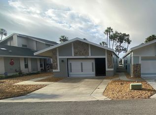 5252 S Riverview Cir, Homosassa, FL 34448