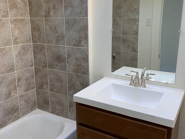 599 Chestnut St #2 — Photo 7