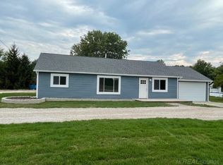 7127 Shea Rd, Marine City, MI 48039