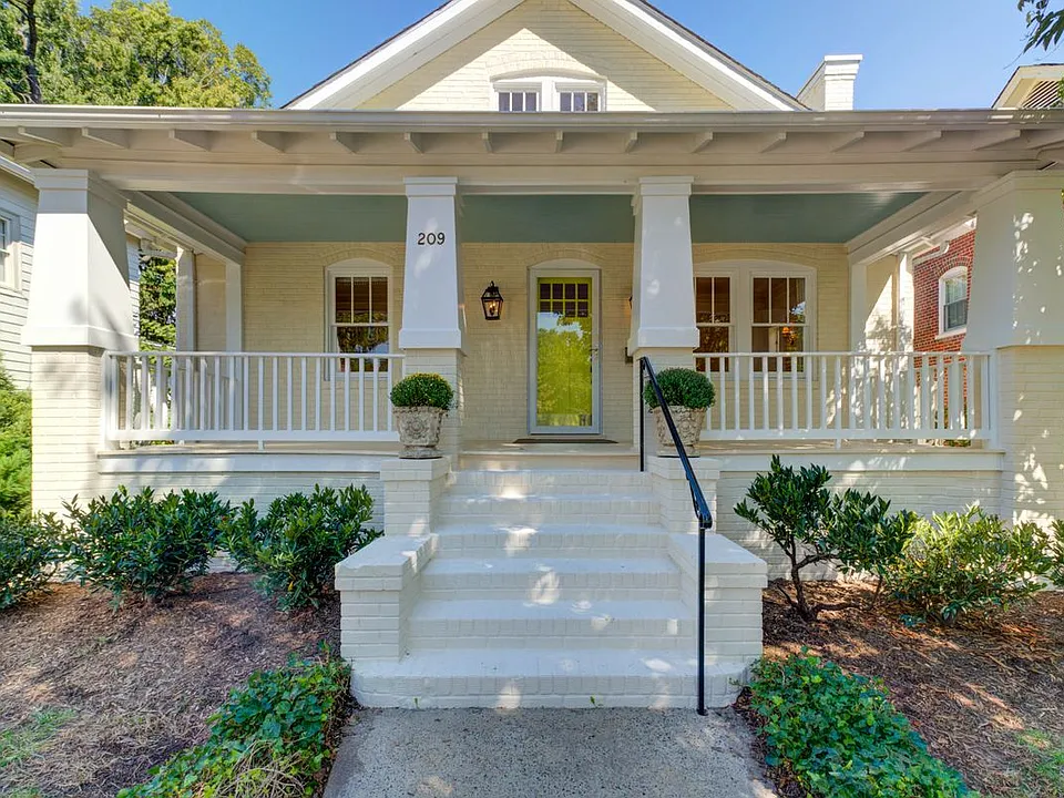 209 W Masonic View Ave