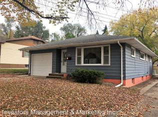 1116 8th St NW, Minot, ND 58703