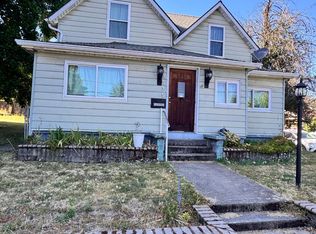 9535 N Charleston Ave, Portland, OR 97203