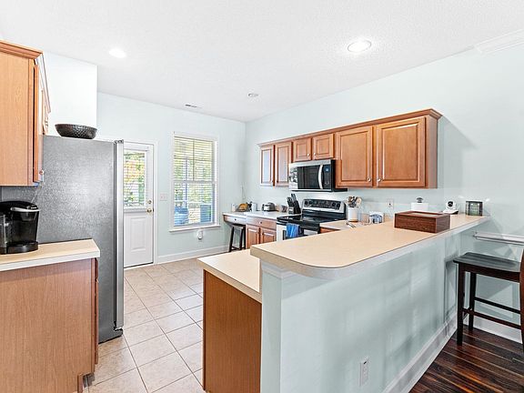 5th image of 6095 Catalina Dr. #1512