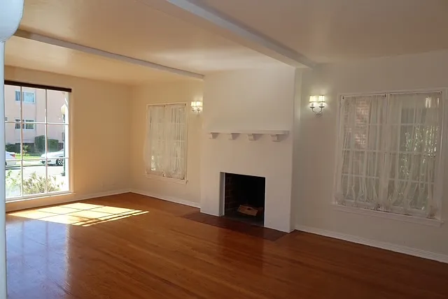 2 bed, 1570 sqft, $4,695 — Photo 2