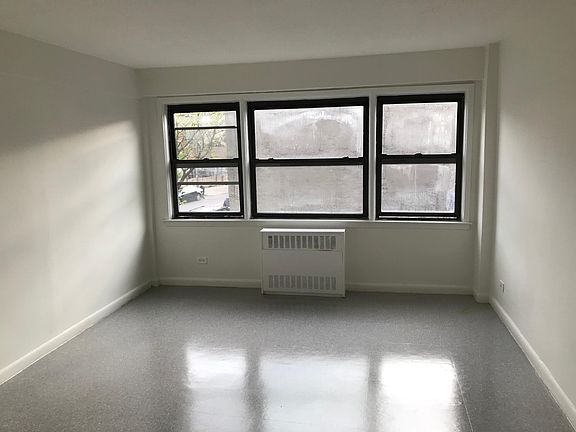 5th image of 10915 37th Ave APT 11B