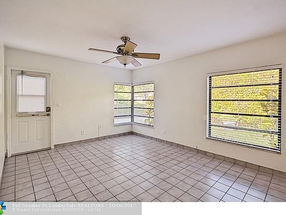 2nd image of 312 NE 14th Ave #1