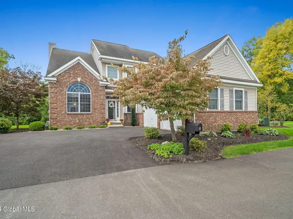 12 Claire Common, Slingerlands, NY 12159