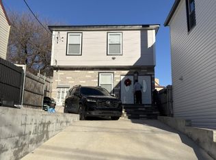 19 Dover St, Paterson City, NJ 07501