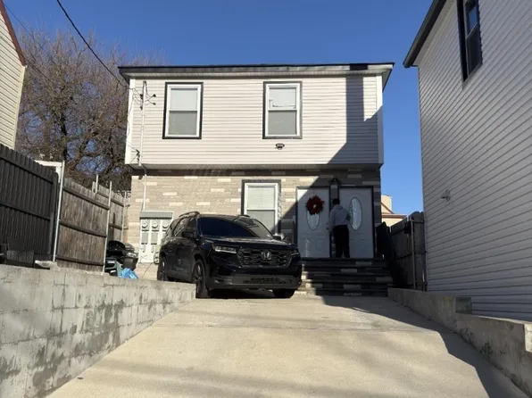 19 Dover St, Paterson City, NJ 07501