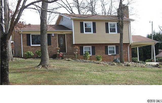 1st image of 139 Redwood Ln