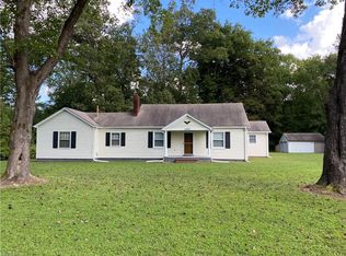 4660 Shoulders Hill Rd, Suffolk, VA 23435