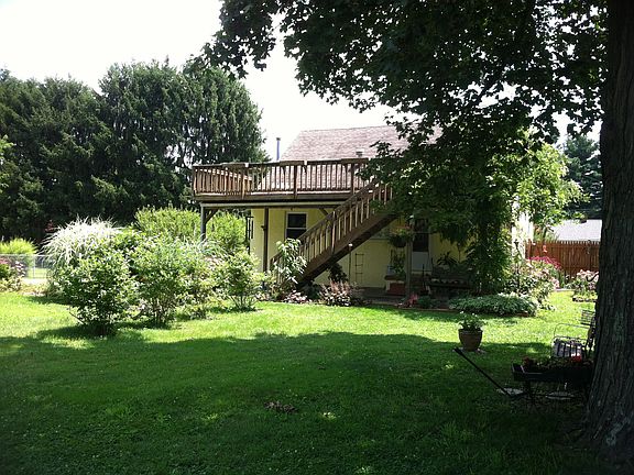 2nd image of 127 Woodrow St