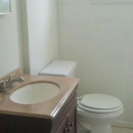 2nd image of 2243 Oberlin Ave