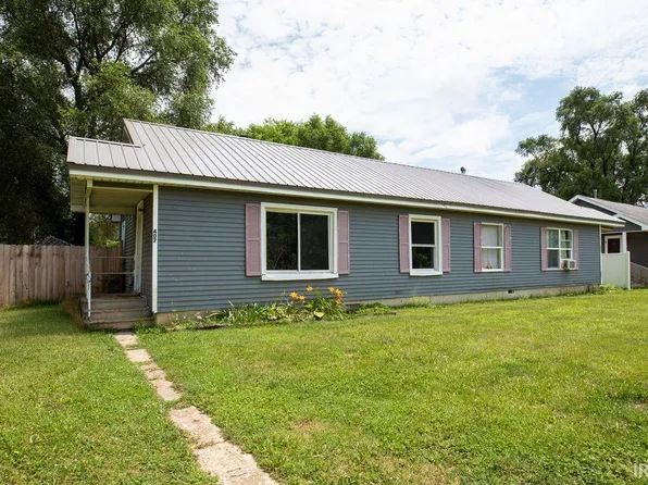 405-407 N Roosevelt Rd, Knox, IN 46534