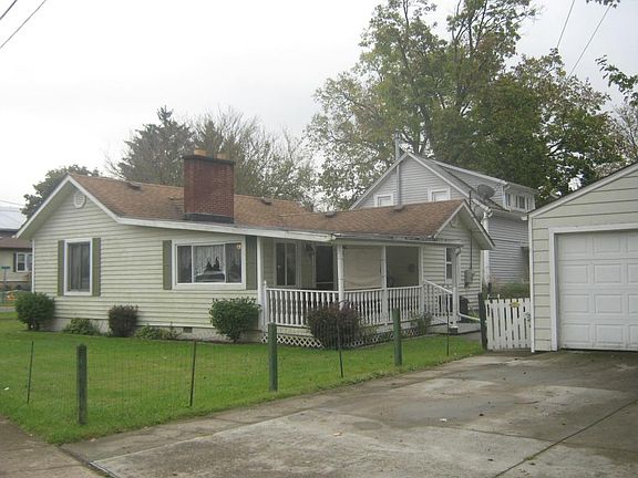 4th image of 12133 9th Ave