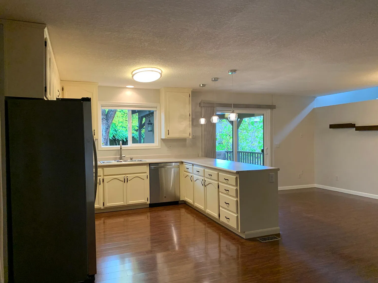 SW 79th Ave, Tigard — Photo 4