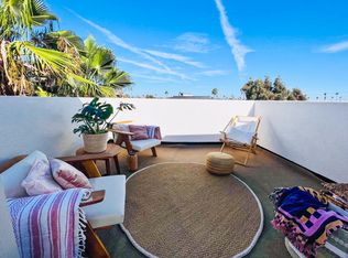 1349.5 S Burnside Ave, Los Angeles, CA 90019