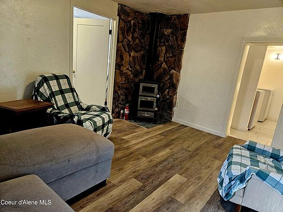 4th image of 723 C St