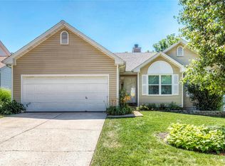34 Red Cedar Ct, Saint Charles, MO 63303