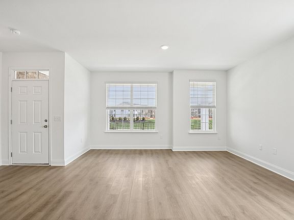5th image of 2718 Willowoak Trl #2601