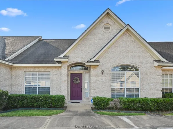 249 Navarro Dr, College Station, TX 77845