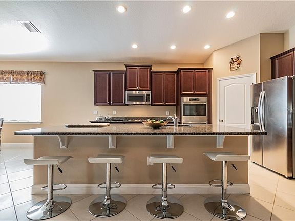 5th image of 11347 Emerald Shore Dr