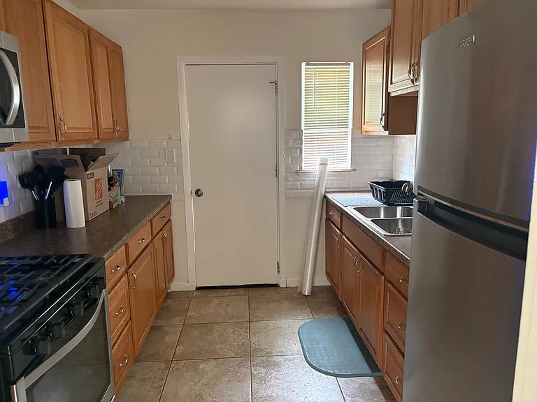 4536 Moraga Ave — Photo 6
