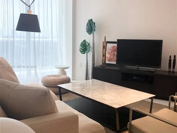 15811 Collins Ave, Sunny Isles Beach, FL