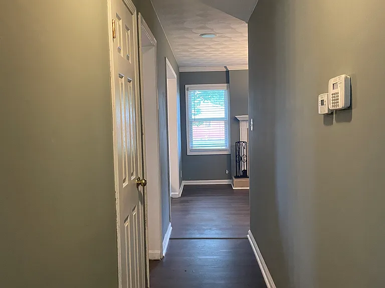 3905 Sparta Dr — Photo 9