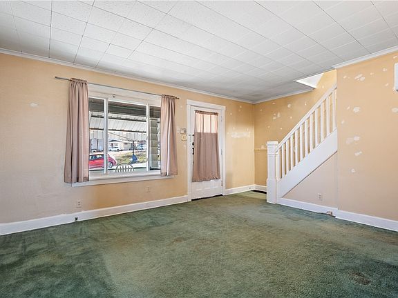 3rd image of 227 E Virginia Ave