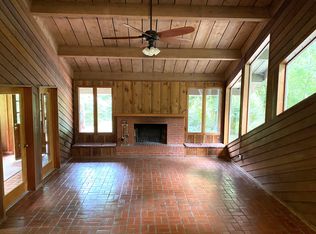 128 Hugh Wallis Rd, Lafayette, LA 70508