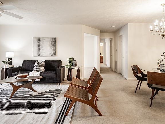 4th image of 6525 Emerald Hill Ct APT 205