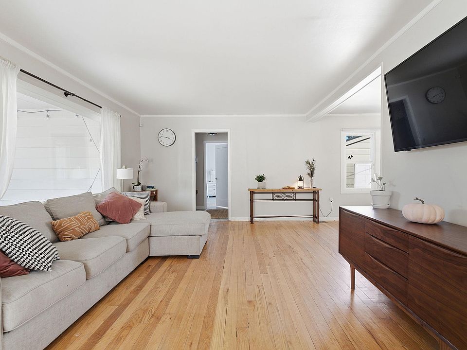 1st image of 1412 Farrell Ln