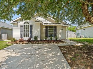 402 Belle Chase Ct S, Fairhope, AL 36532