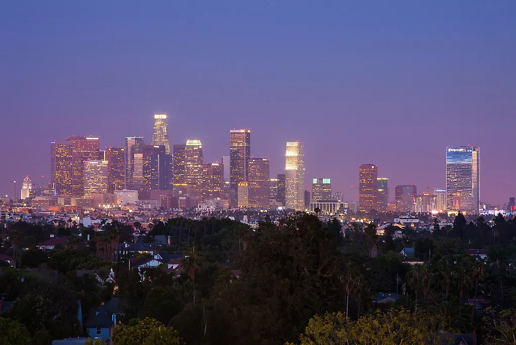 Wilshire La Brea — Photo 2