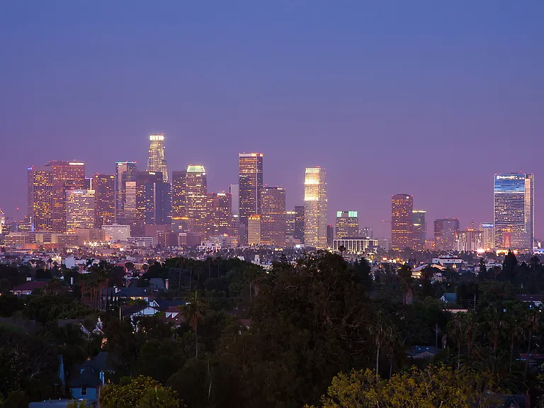 Wilshire La Brea — Photo 2