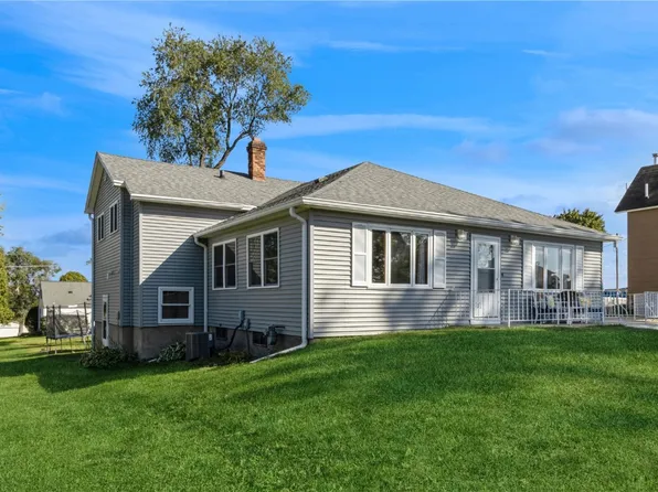 407 S Matteson St, Maquoketa, IA 52060