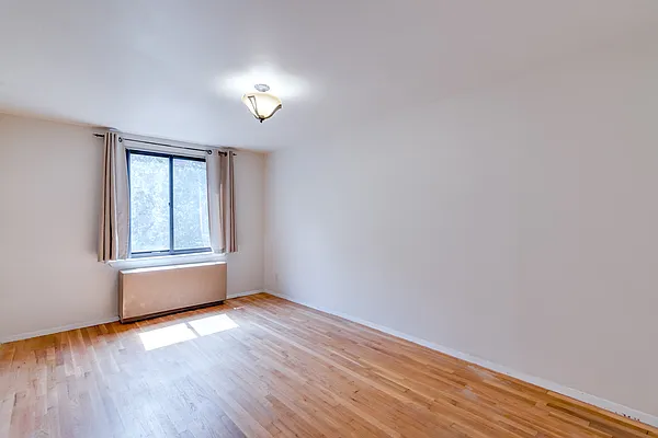 Rented by Loftey LLC | media 18