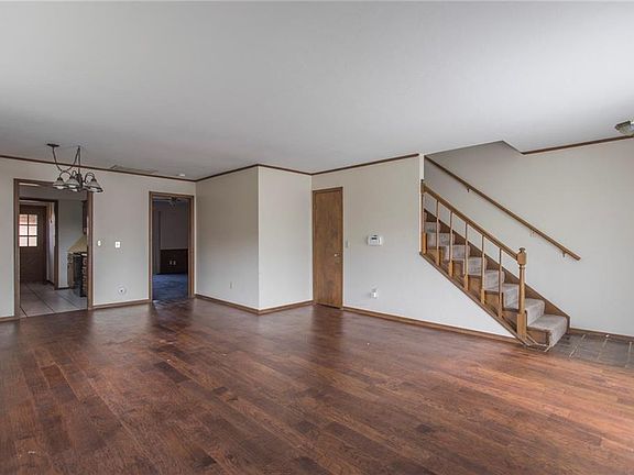 4th image of 2139 NW 118th Ter