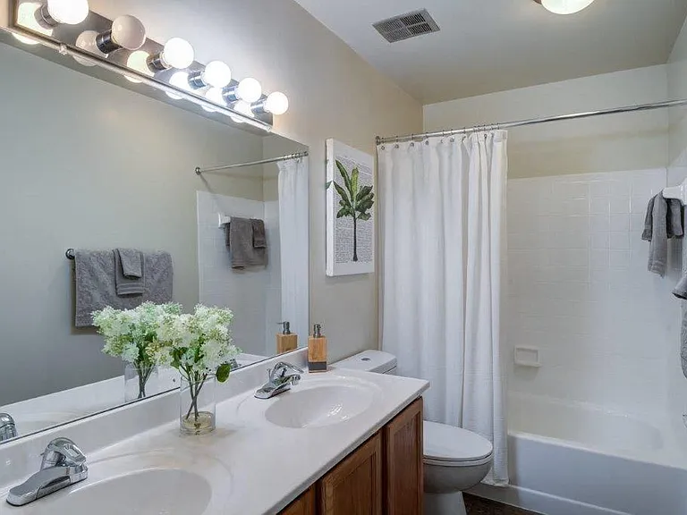 The Townhomes at Diamond Ridge — Photo 10
