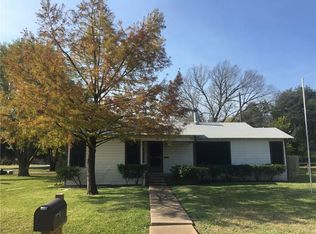 711 S Church St, Ferris, TX 75125