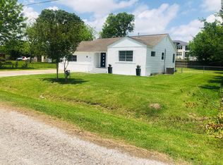 18 Northridge Dr, Baytown, TX 77521