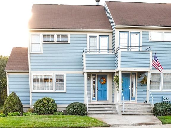 2nd image of 501 Auburn St APT 608