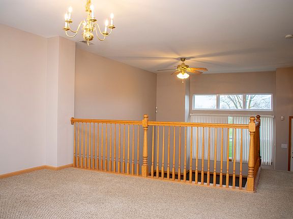5th image of 12425 Meadow Ln #3
