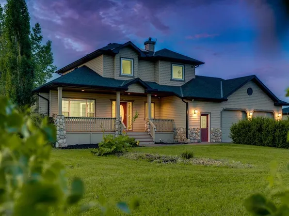 112 S Pinto Ln SE, Airdrie, AB T4A 3H8