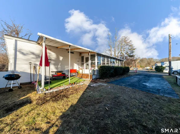 93 Shawnee Road, East Hartford, CT 06118