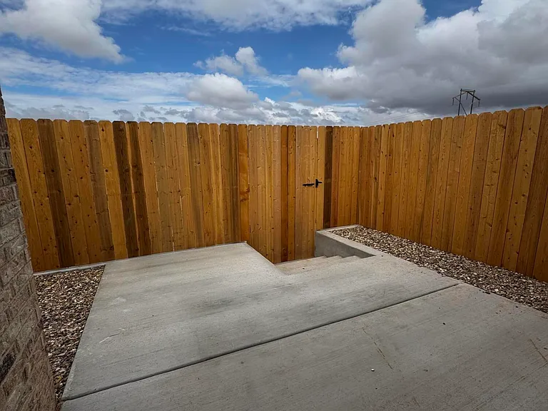 1207 Corpus Ave #B — Photo 11