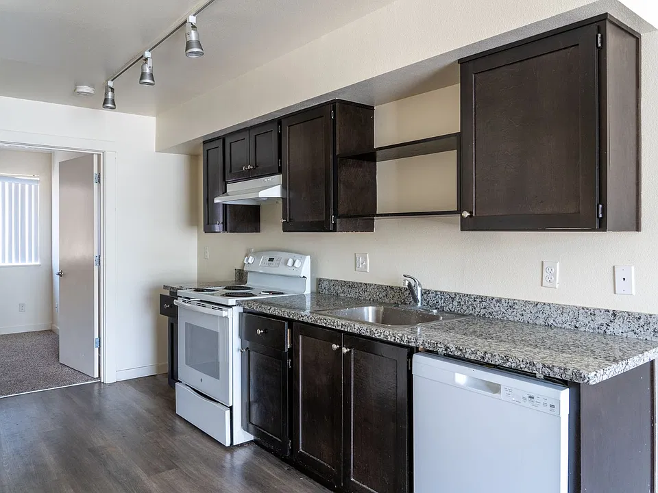Fern Grove Apartments