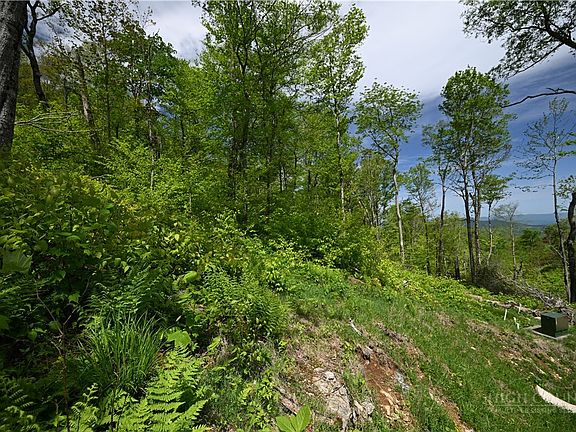 5th image of ES76 Lands End Trail