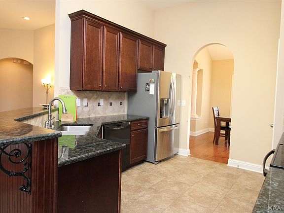 4th image of 9224 Autumnbrooke Way